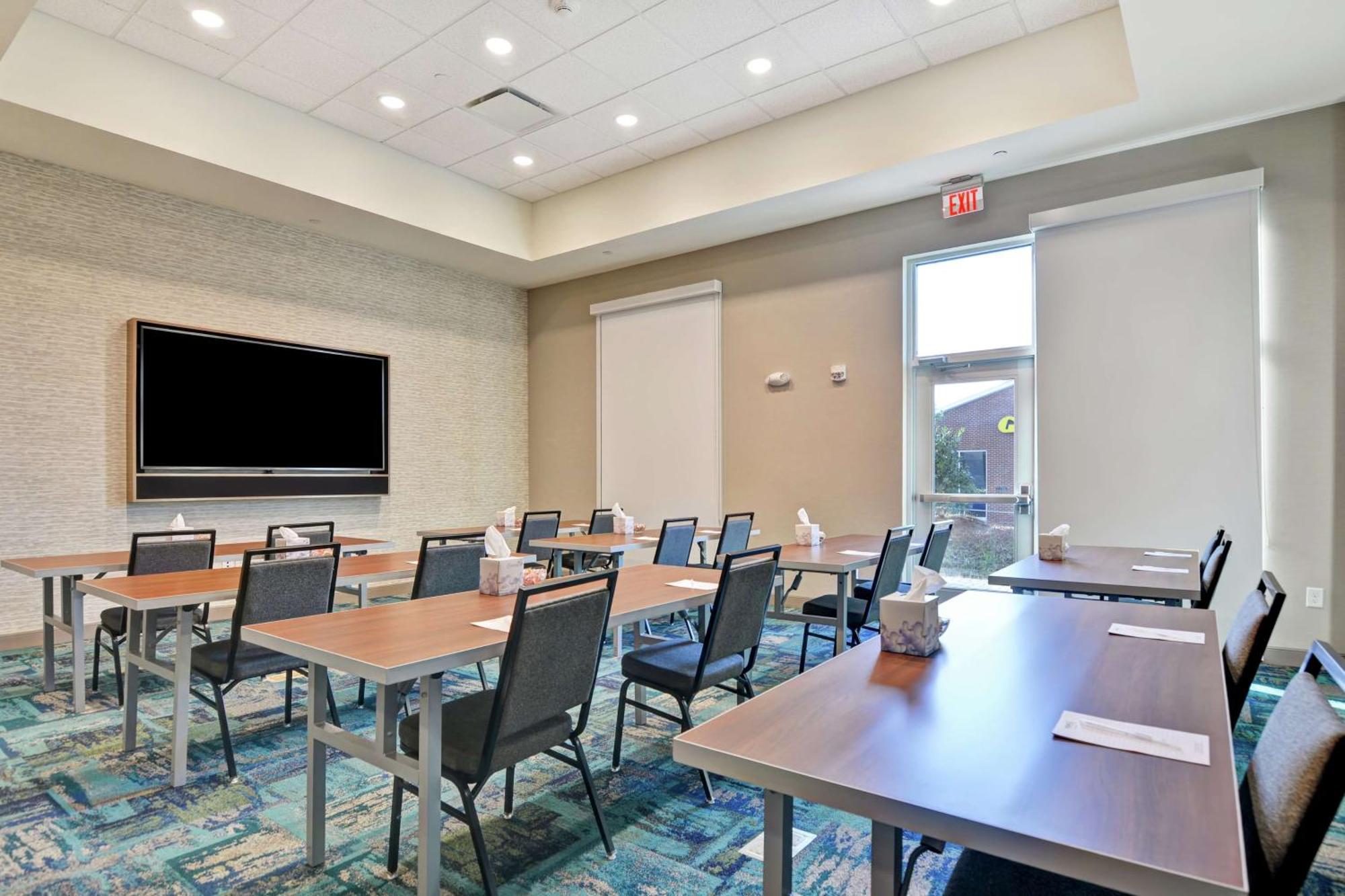Home2 Suites By Hilton Charlotte Piper Glen Bagian luar foto