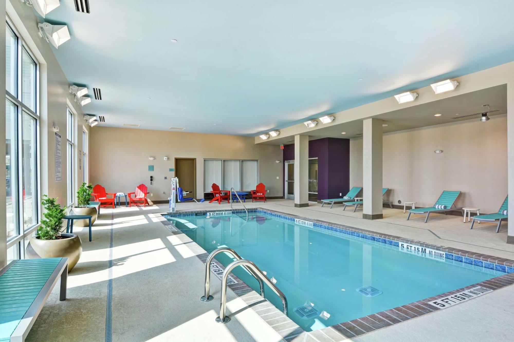 Home2 Suites By Hilton Charlotte Piper Glen Bagian luar foto